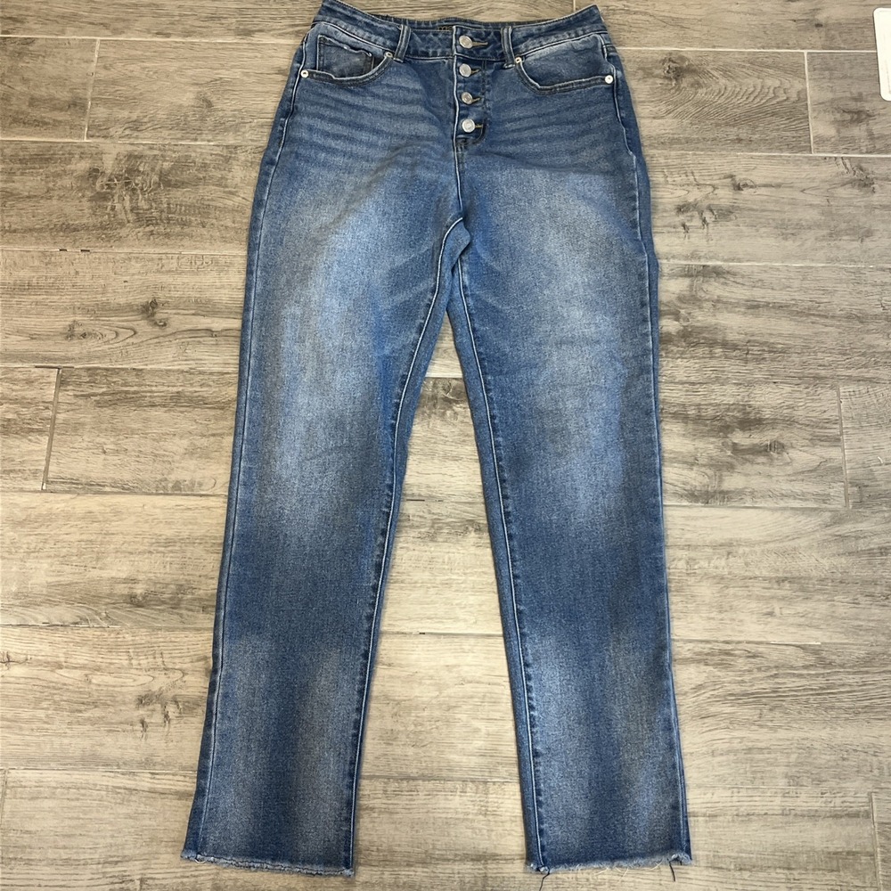 Maurice's Women's High Rise Medium Wash Button Fly Denim Shorts Raw Hem Sz 8